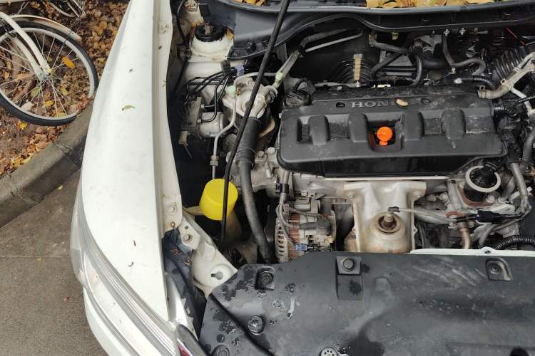 Used Honda Crider 2013 1.8L automatic luxury edition Engine Bay Right