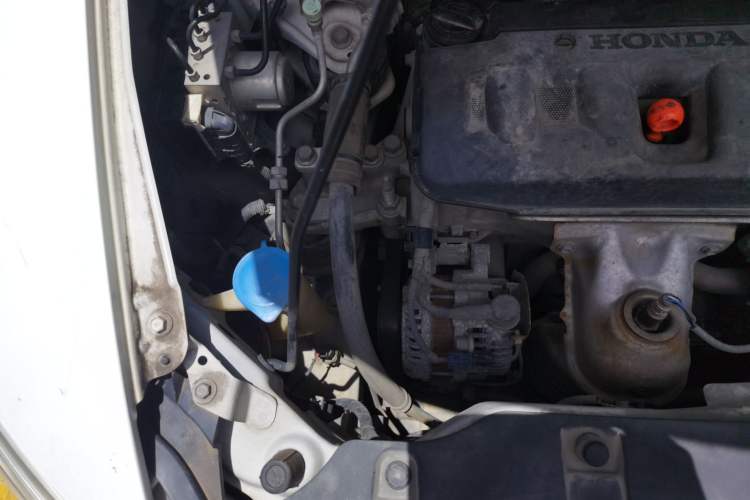 Used Honda Crider 2013 1.8L automatic luxury edition Engine Bay Right