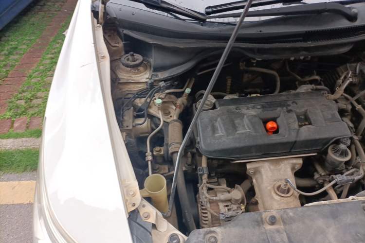 Used Honda Crider 2013 1.8L automatic luxury edition Engine Bay Right