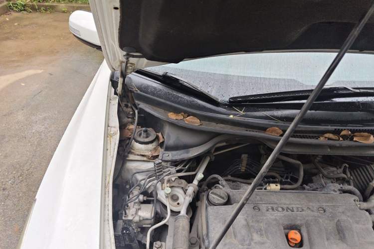 Used Honda Crider 2013 1.8L manual Comfort version Engine Bay Right