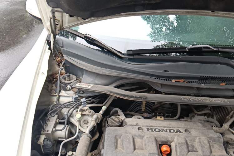 Used Honda Crider 2013 1.8L automatic luxury edition Engine Bay Right