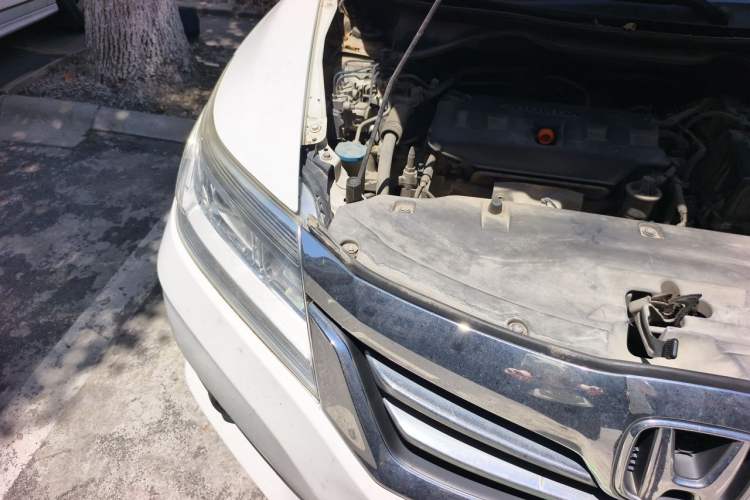 Used Honda Crider 2013 1.8L manual Comfort version Engine Bay Right