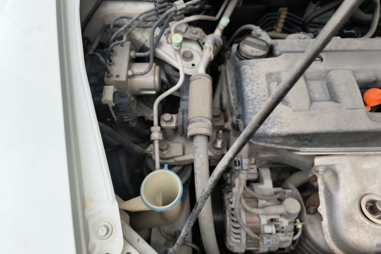 Used Honda Crider 2013 1.8L automatic luxury edition Engine Bay Right