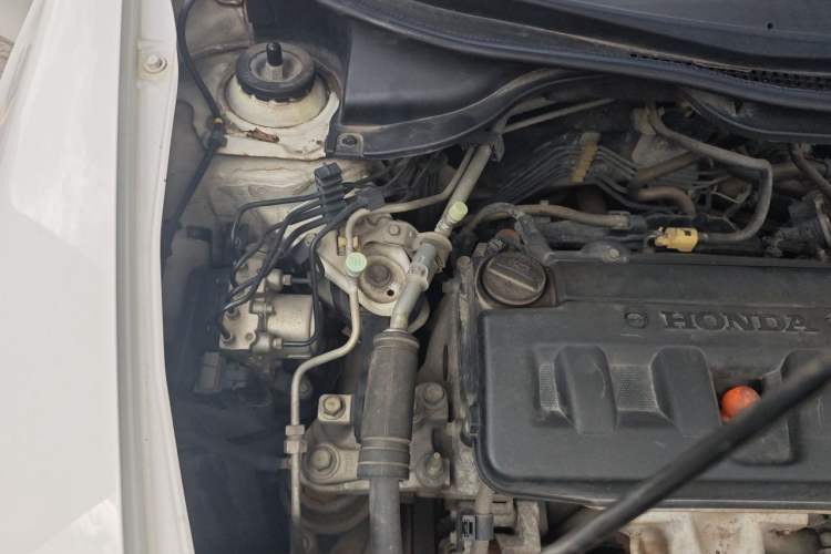 Used Honda Crider 2013 1.8L automatic comfort version Engine Bay Right