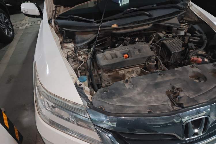 Used Honda Crider 2013 1.8L manual Comfort version Engine Bay Right