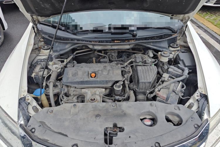 Used Honda Crider 2013 1.8L automatic luxury edition Engine Bay
