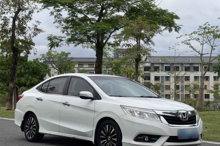 Used Honda Crider 2013 1.8L automatic luxury edition Exterior 3
