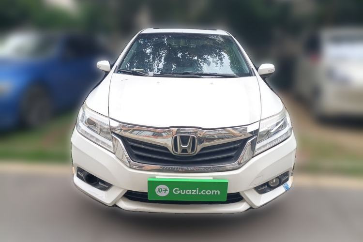 Used Honda Crider 2013 1.8L automatic luxury edition Front
