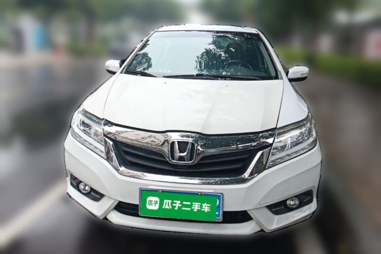 Used Honda Crider 2013 1.8L automatic luxury edition Front