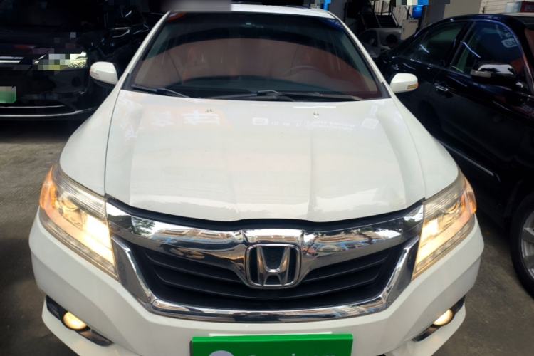 Used Honda Crider 2013 1.8L automatic luxury edition Front