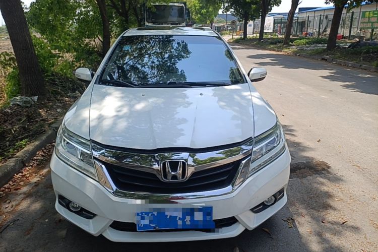 Used Honda Crider 2013 1.8L automatic luxury edition Front