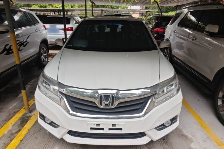 Used Honda Crider 2013 1.8L automatic luxury edition Front
