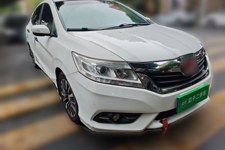 Used Honda Crider 2013 1.8L automatic luxury edition Front Right 45 Deg