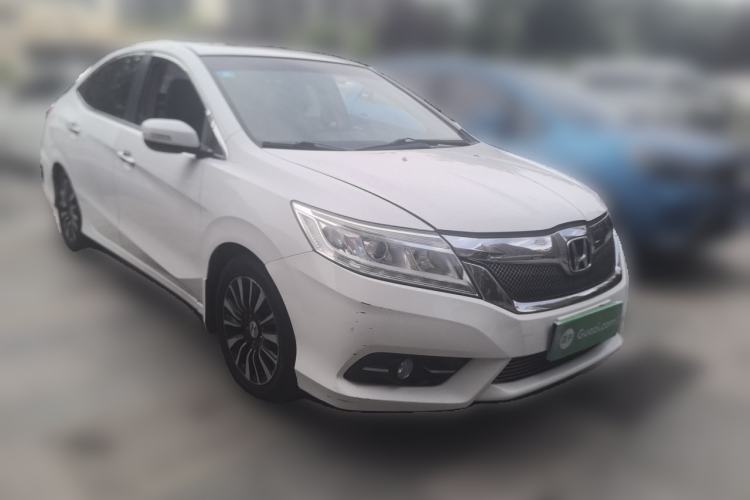Used Honda Crider 2013 1.8L automatic luxury edition Front Right 45 Deg