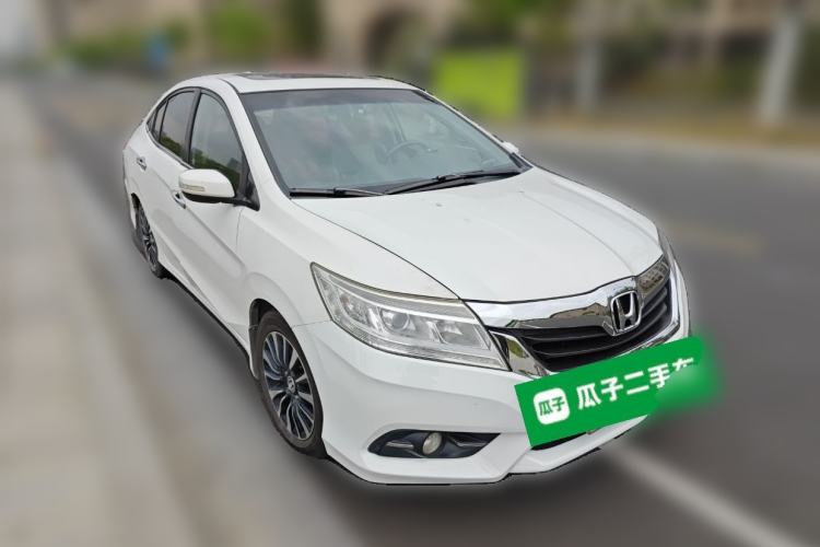 Used Honda Crider 2013 1.8L automatic luxury edition Front Right 45 Deg