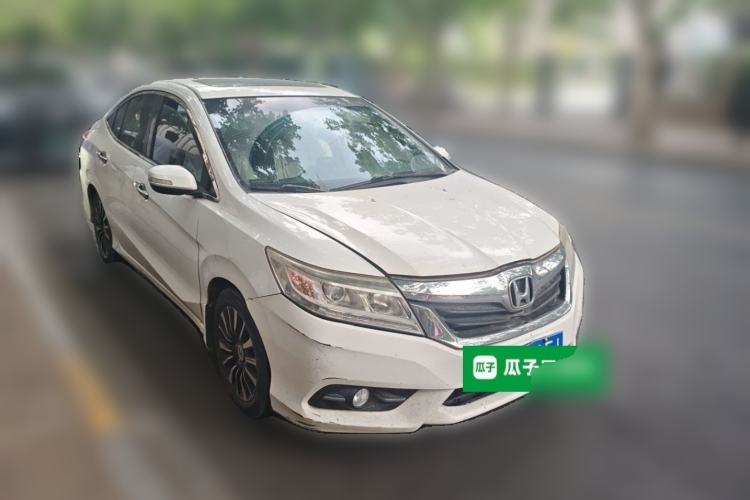 Used Honda Crider 2013 1.8L automatic luxury edition Front Right 45 Deg