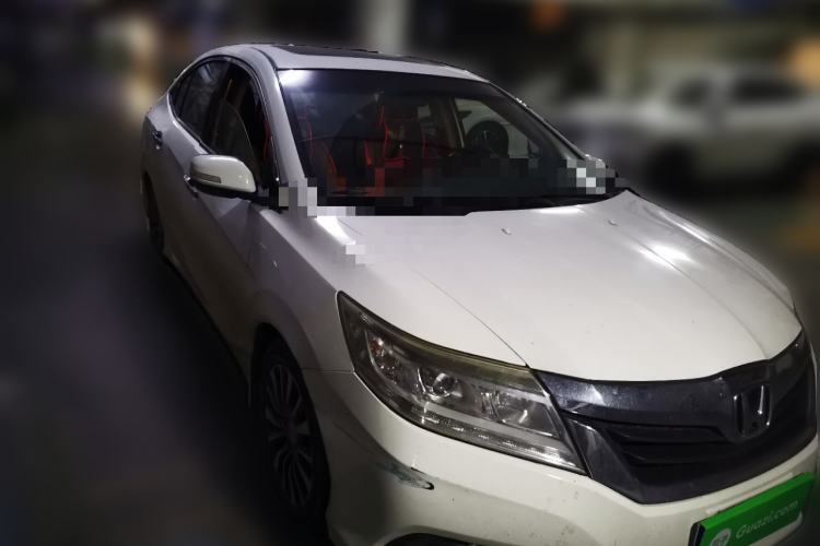 Used Honda Crider 2013 1.8L automatic luxury edition Front Right 45 Deg