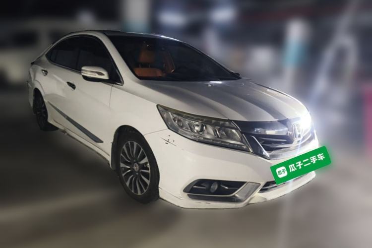 Used Honda Crider 2013 1.8L automatic luxury edition Front Right 45 Deg
