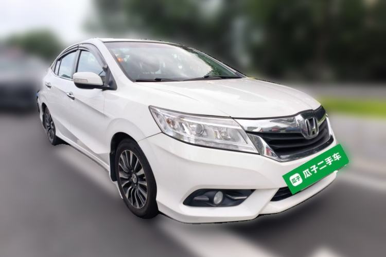 Used Honda Crider 2013 1.8L automatic luxury edition Front Right 45 Deg