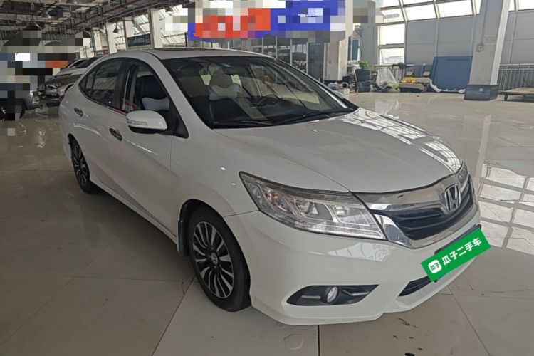 Used Honda Crider 2013 1.8L automatic luxury edition Front Right 45 Deg