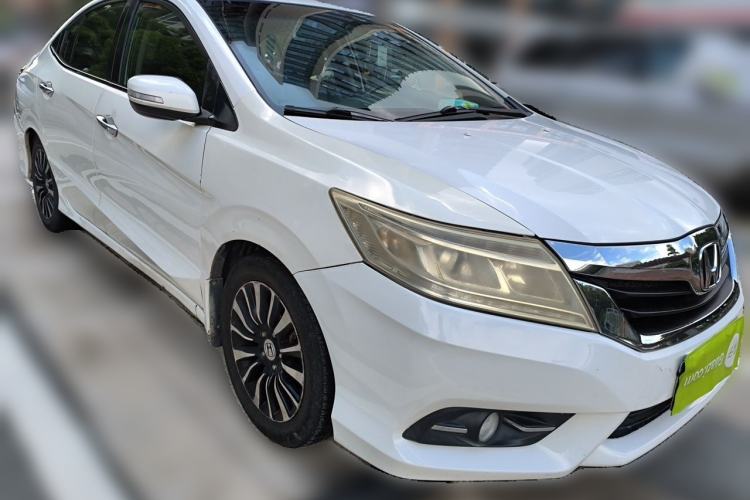 Used Honda Crider 2013 1.8L automatic luxury edition Front Right 45 Deg