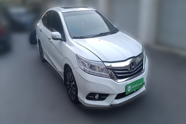 Used Honda Crider 2013 1.8L automatic luxury edition Front Right 45 Deg