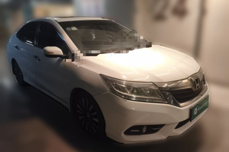 Used Honda Crider 2013 1.8L automatic luxury edition Front Right 45 Deg