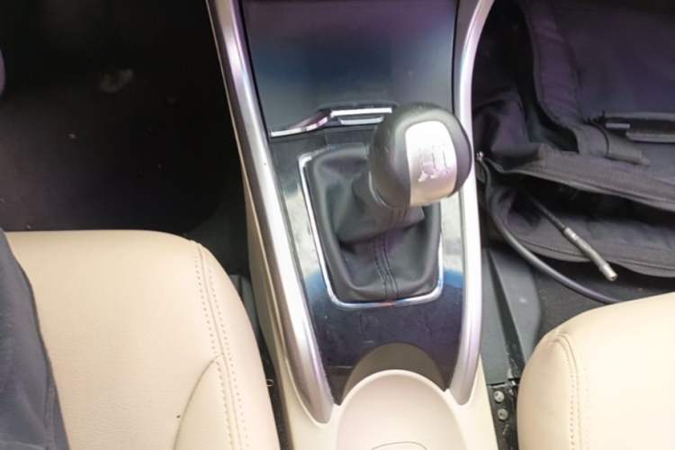 Used Honda Crider 2013 1.8L manual Comfort version Gear Lever