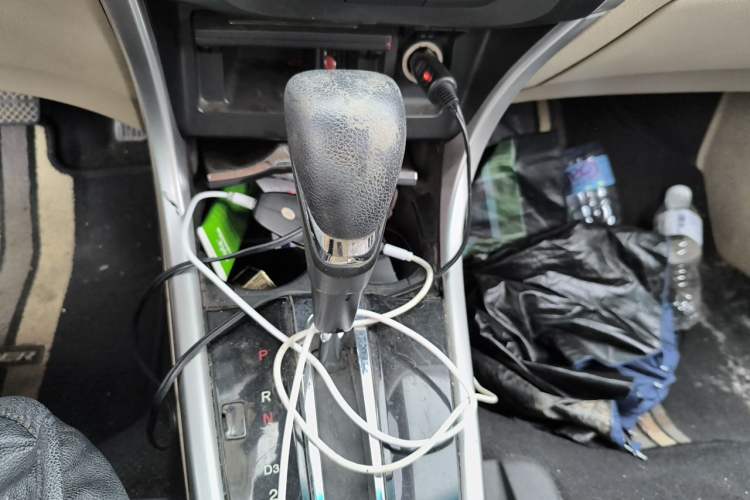 Used Honda Crider 2013 1.8L automatic comfort version Gear Lever
