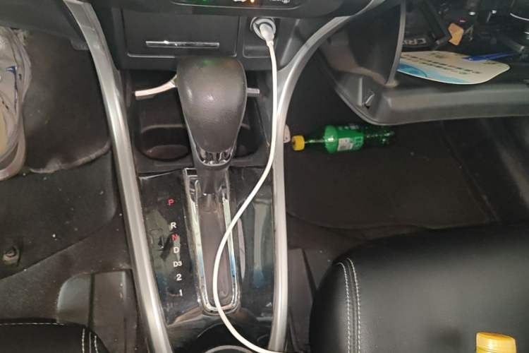 Used Honda Crider 2013 1.8L automatic luxury edition Gear Lever