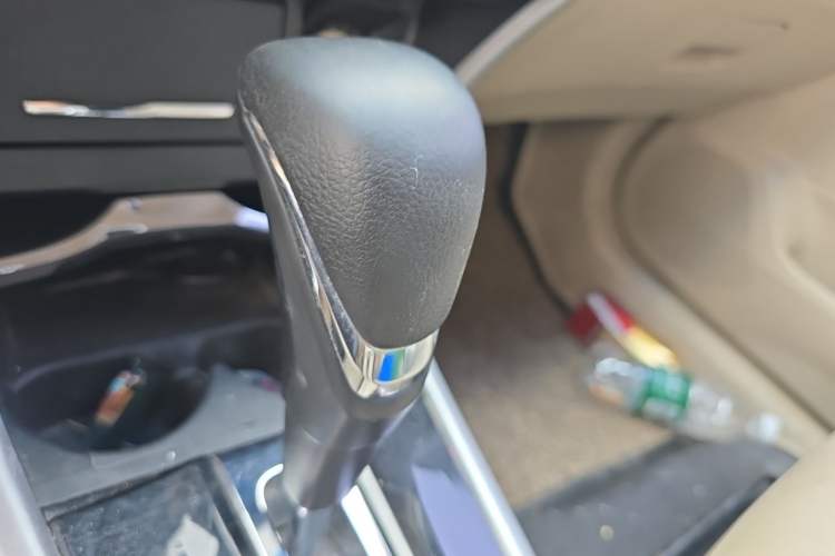 Used Honda Crider 2013 1.8L manual Comfort version Gear Lever
