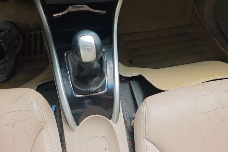 Used Honda Crider 2013 1.8L manual Comfort version Gear Lever