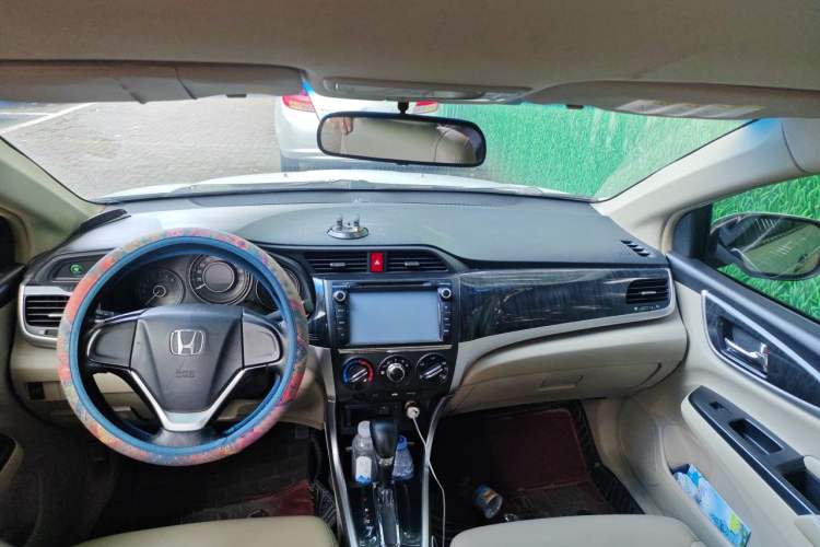 Used Honda Crider 2013 1.8L automatic comfort version Headliner