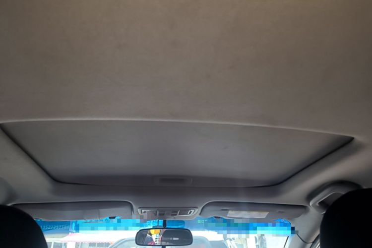 Used Honda Crider 2013 1.8L automatic luxury edition Headliner