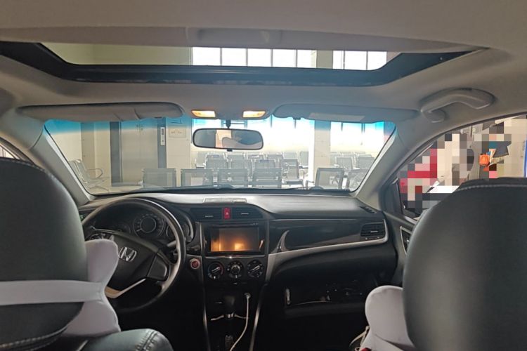 Used Honda Crider 2013 1.8L automatic luxury edition Headliner