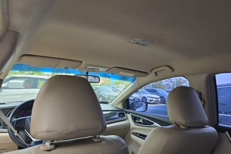 Used Honda Crider 2013 1.8L manual Comfort version Headliner