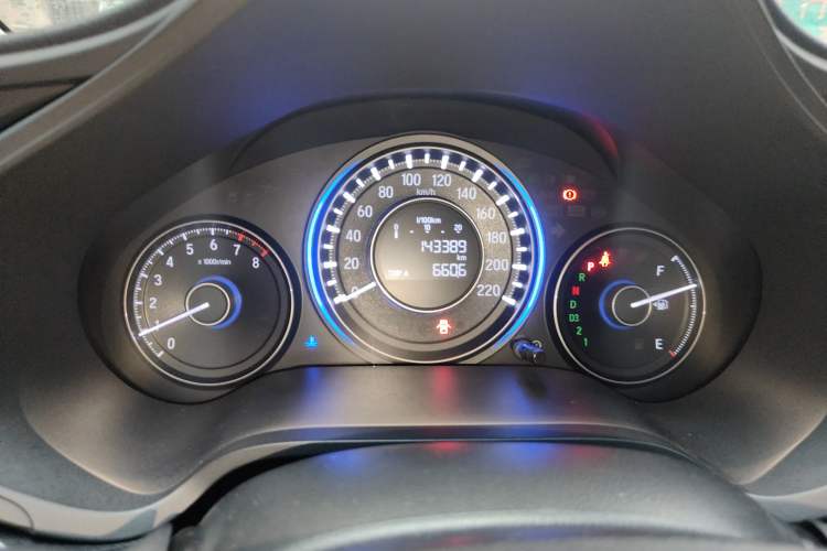 Used Honda Crider 2013 1.8L automatic luxury edition Instrument Cluster