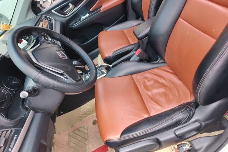 Used Honda Crider 2013 1.8L automatic luxury edition Left Front Seat