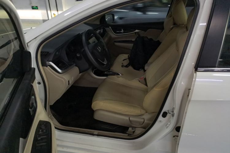 Used Honda Crider 2013 1.8L automatic comfort version Left Front Seat