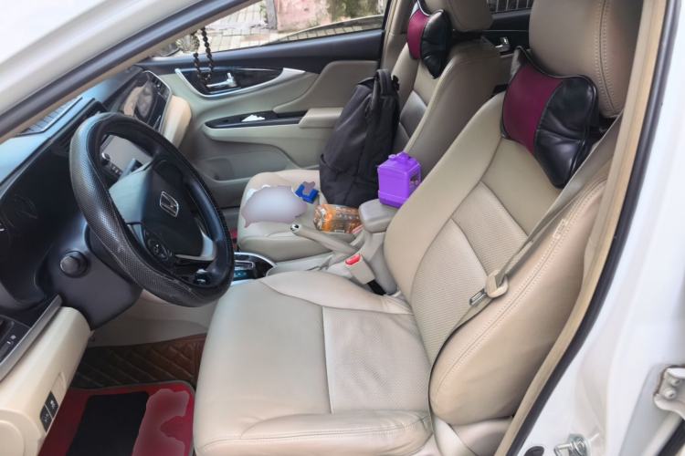 Used Honda Crider 2013 1.8L automatic luxury edition Left Front Seat