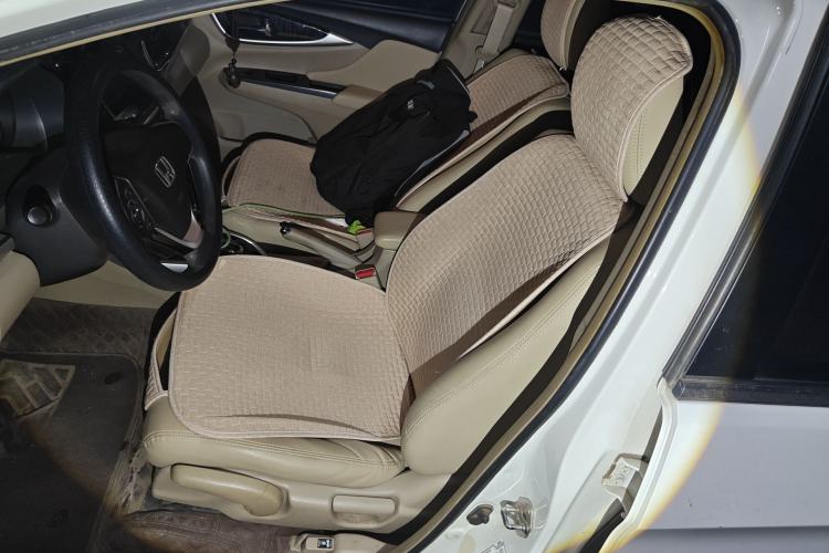 Used Honda Crider 2013 1.8L automatic luxury edition Left Front Seat