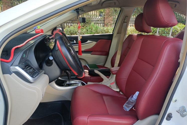 Used Honda Crider 2013 1.8L automatic comfort version Left Front Seat