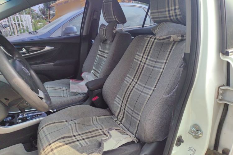 Used Honda Crider 2013 1.8L automatic luxury edition Left Front Seat