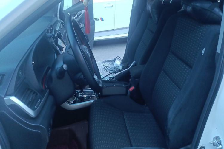 Used Honda Crider 2013 1.8L automatic luxury edition Left Front Seat