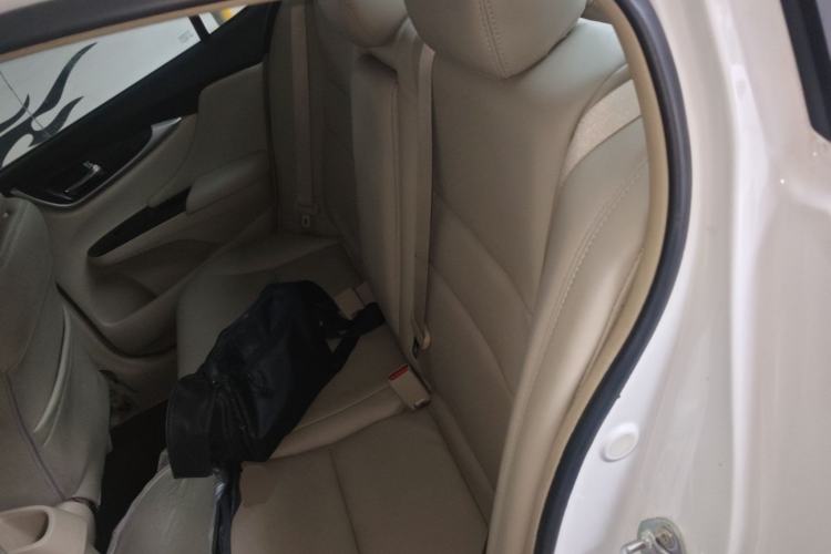 Used Honda Crider 2013 1.8L automatic luxury edition Left Rear Seat