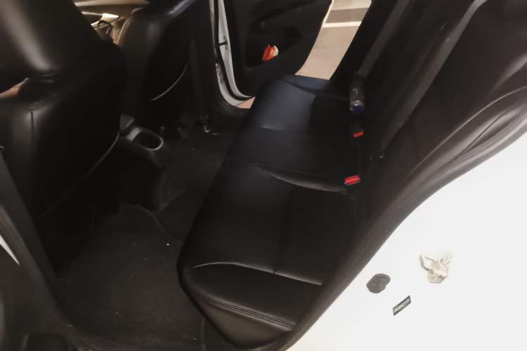 Used Honda Crider 2013 1.8L automatic luxury edition Left Rear Seat