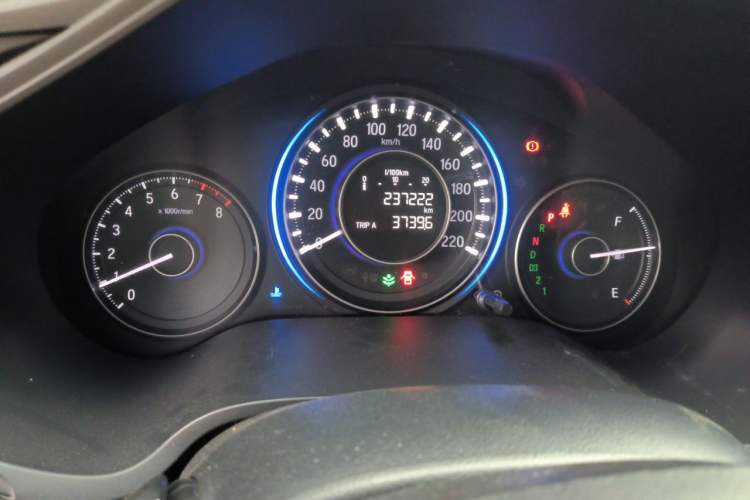 Used Honda Crider 2013 1.8L automatic comfort version Odometer Close Up