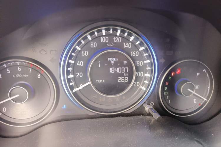 Used Honda Crider 2013 1.8L automatic luxury edition Odometer Close Up
