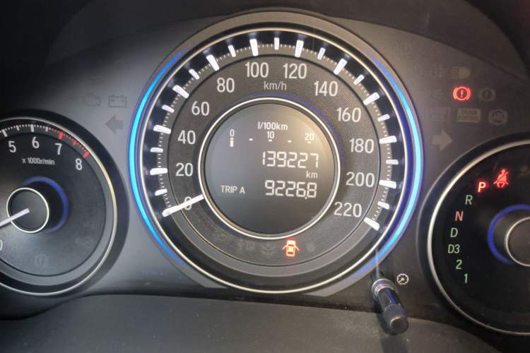 Used Honda Crider 2013 1.8L automatic luxury edition Odometer Close Up
