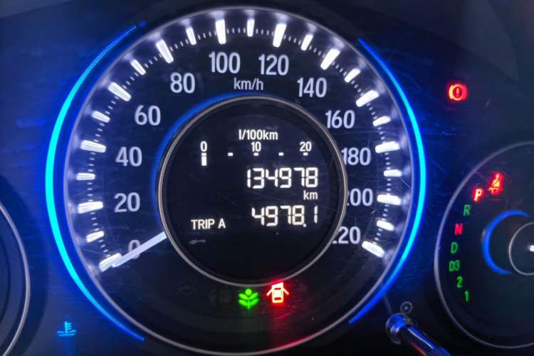 Used Honda Crider 2013 1.8L automatic luxury edition Odometer Close Up